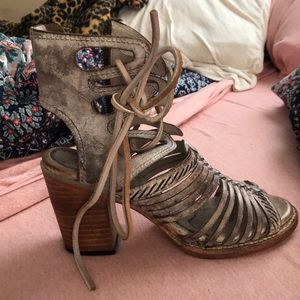 Freebird by Steve Madden real leather lace up heel